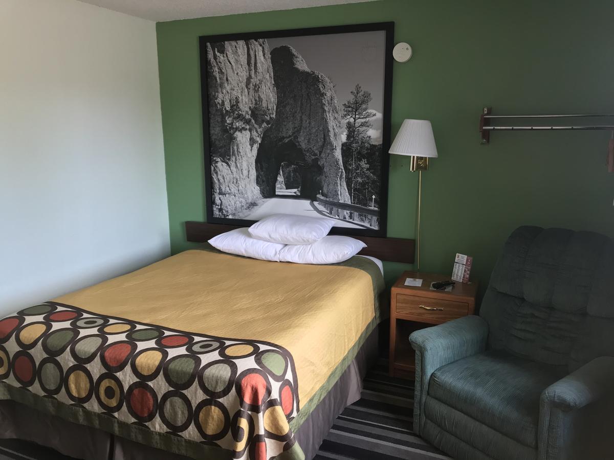Super 8 By Wyndham Airport I90 Hotel Sioux Falls Eksteriør billede